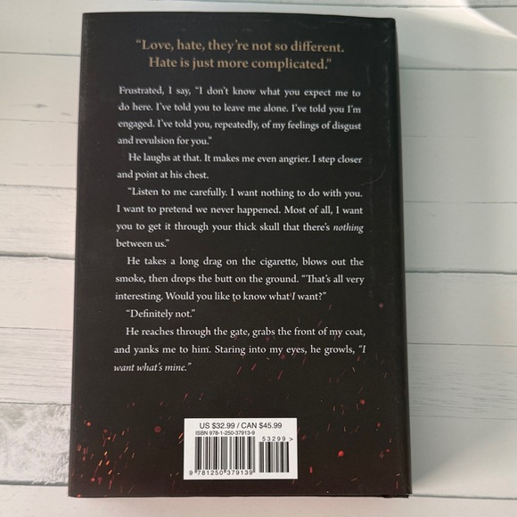 Blackthorn by JT Geissingee- Black Hardcover Book - Picture 2 of 5